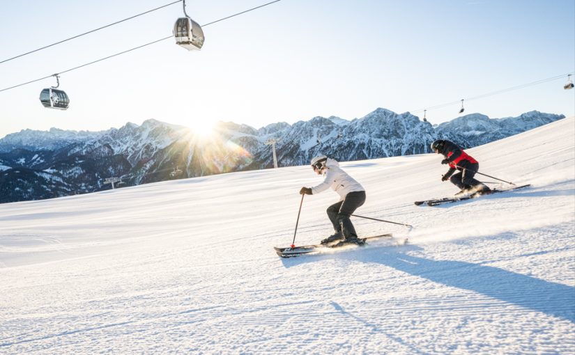 SCIARE A PLAN DE CORONES NEL CUORE DELLE DOLOMITI